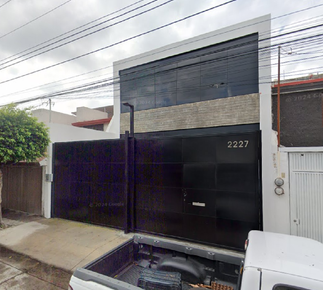 2016 : Apertura de bodega 1